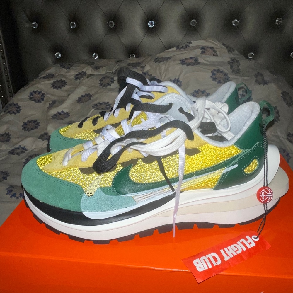 Nike vapor waffle sacai